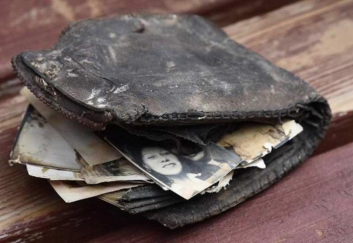 Sự thật bất ngờ về những chiếc ví cũ rách - Nghèo suốt đời