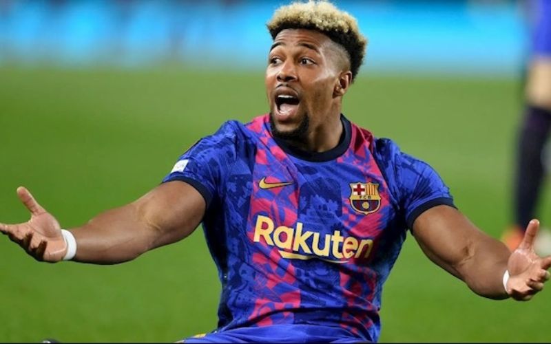 Adama Traoré sức mạnh và tốc độ